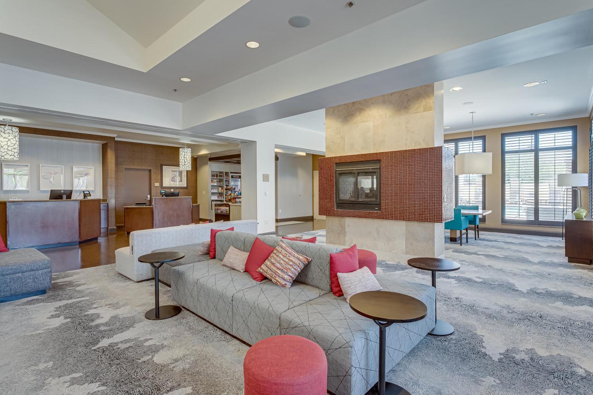 Hilton Garden Inn Phoenix Airport North Ngoại thất bức ảnh